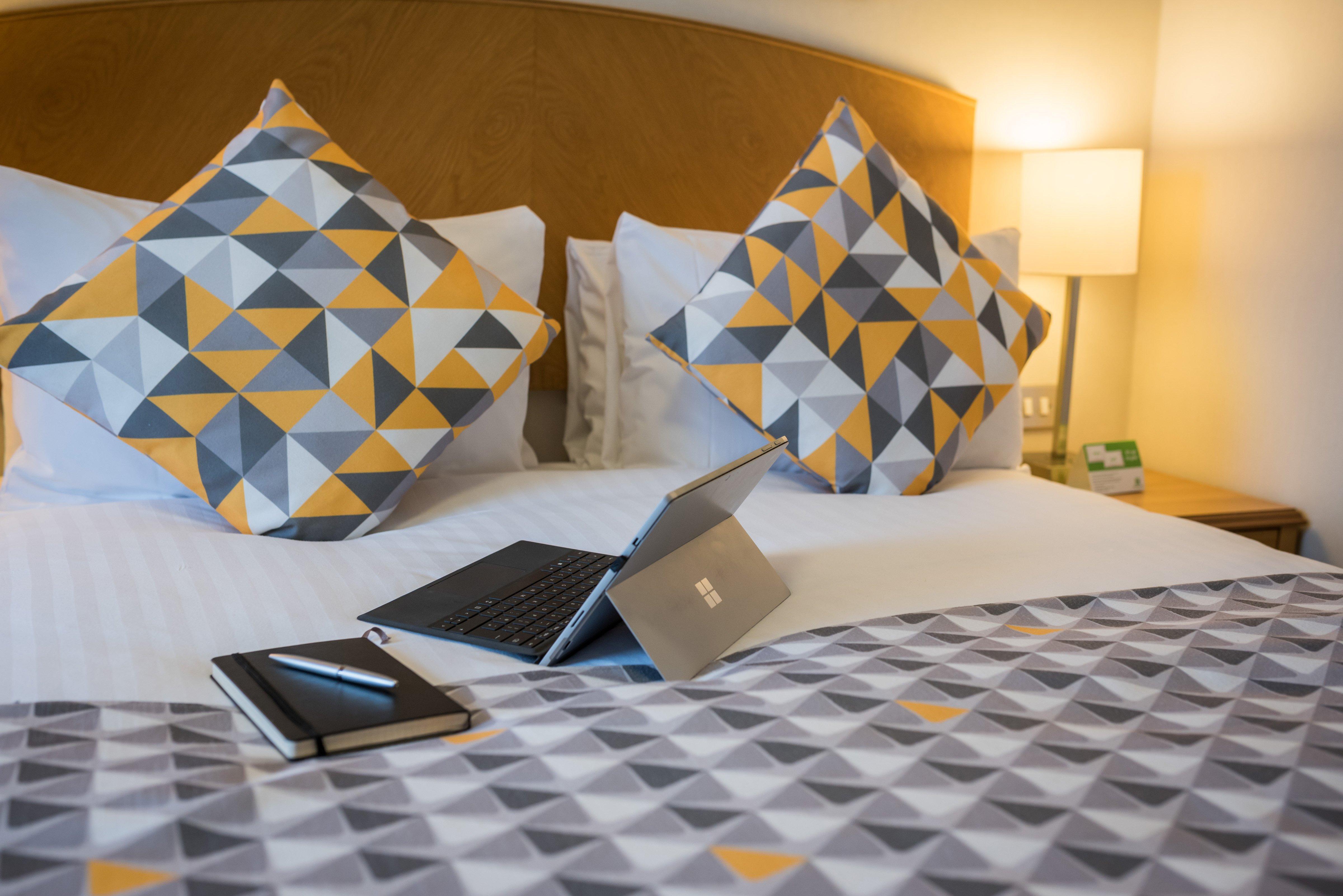 Holiday Inn Manchester West By Ihg Salford  Exteriör bild
