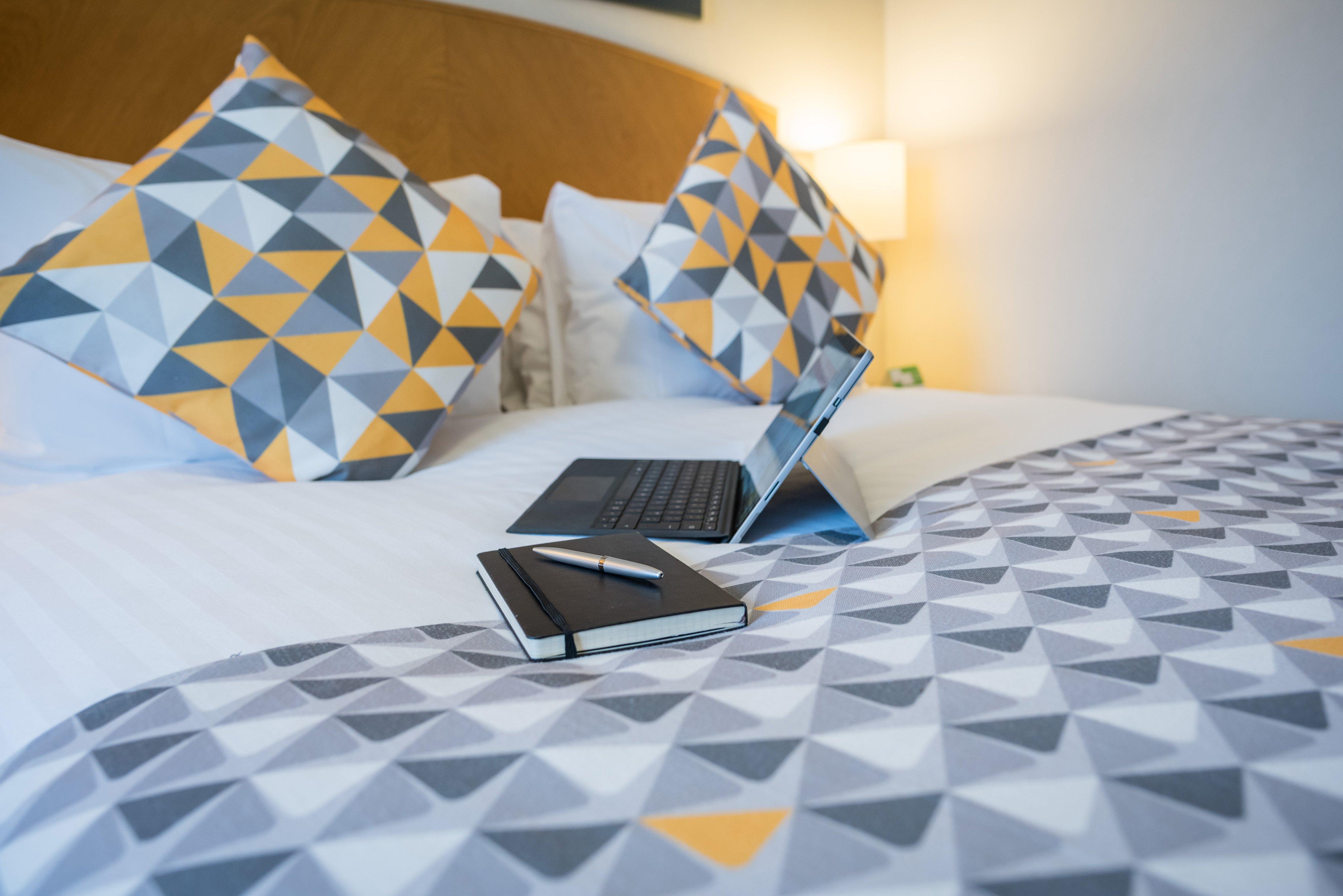 Holiday Inn Manchester West By Ihg Salford  Exteriör bild