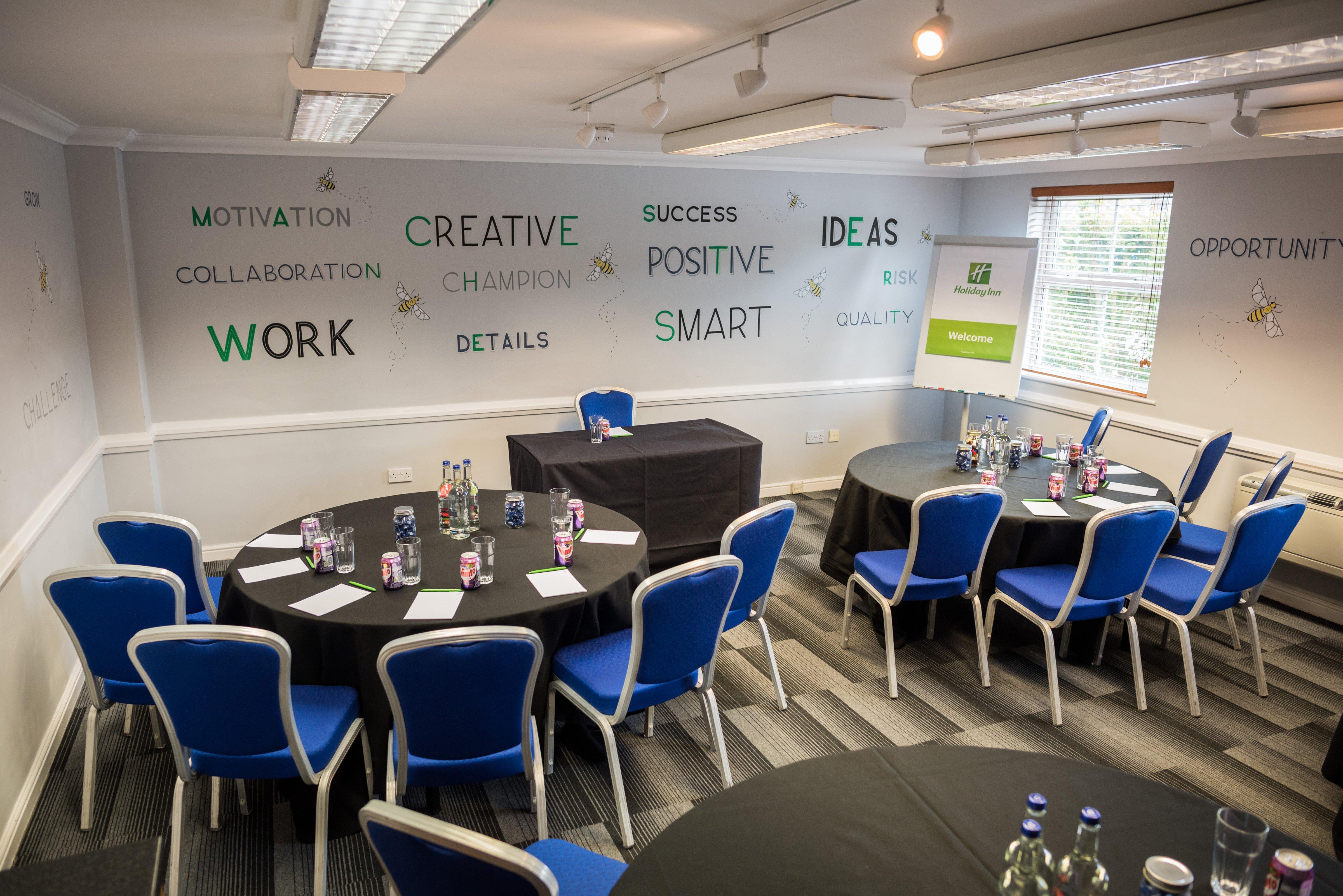 Holiday Inn Manchester West By Ihg Salford  Exteriör bild