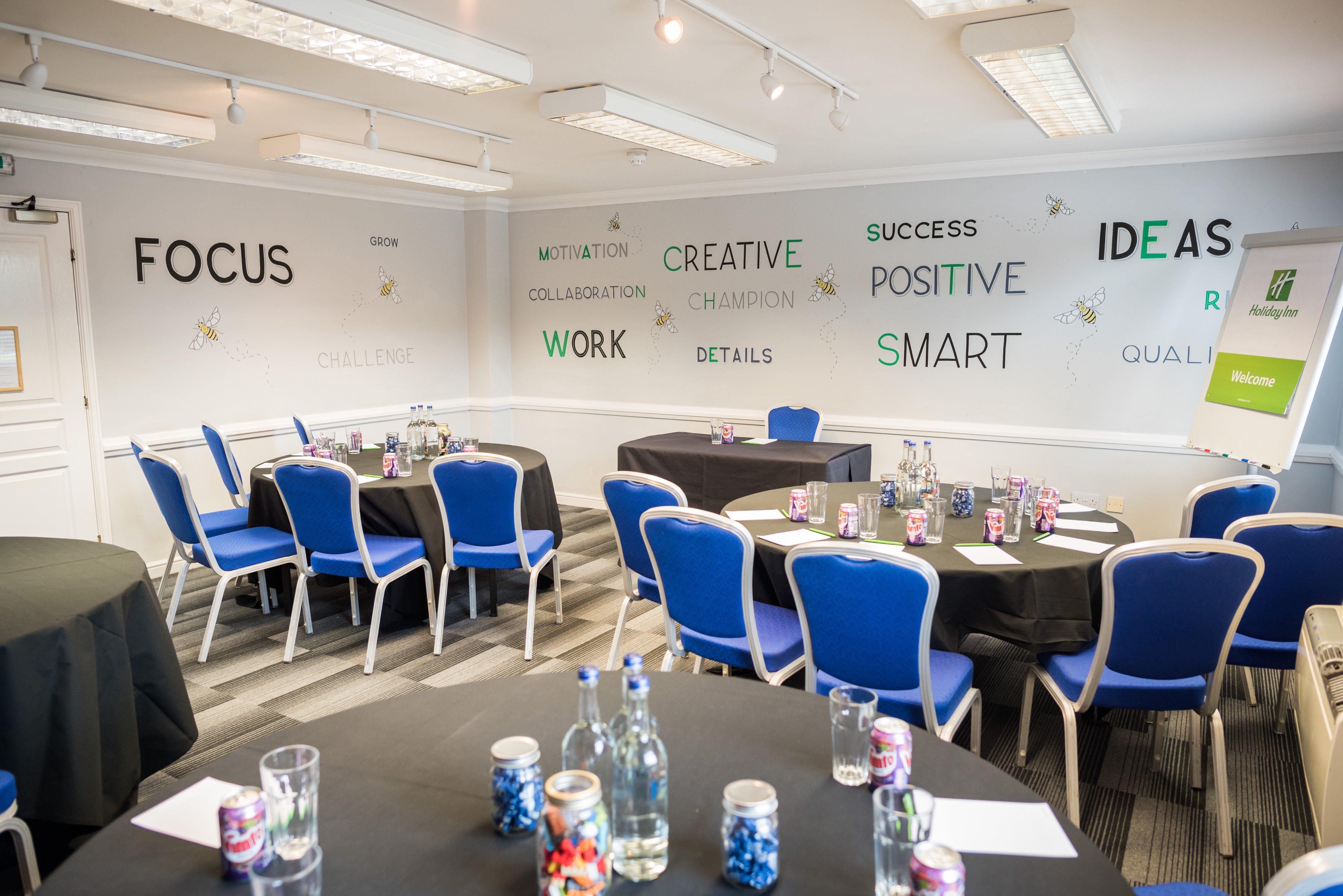 Holiday Inn Manchester West By Ihg Salford  Exteriör bild