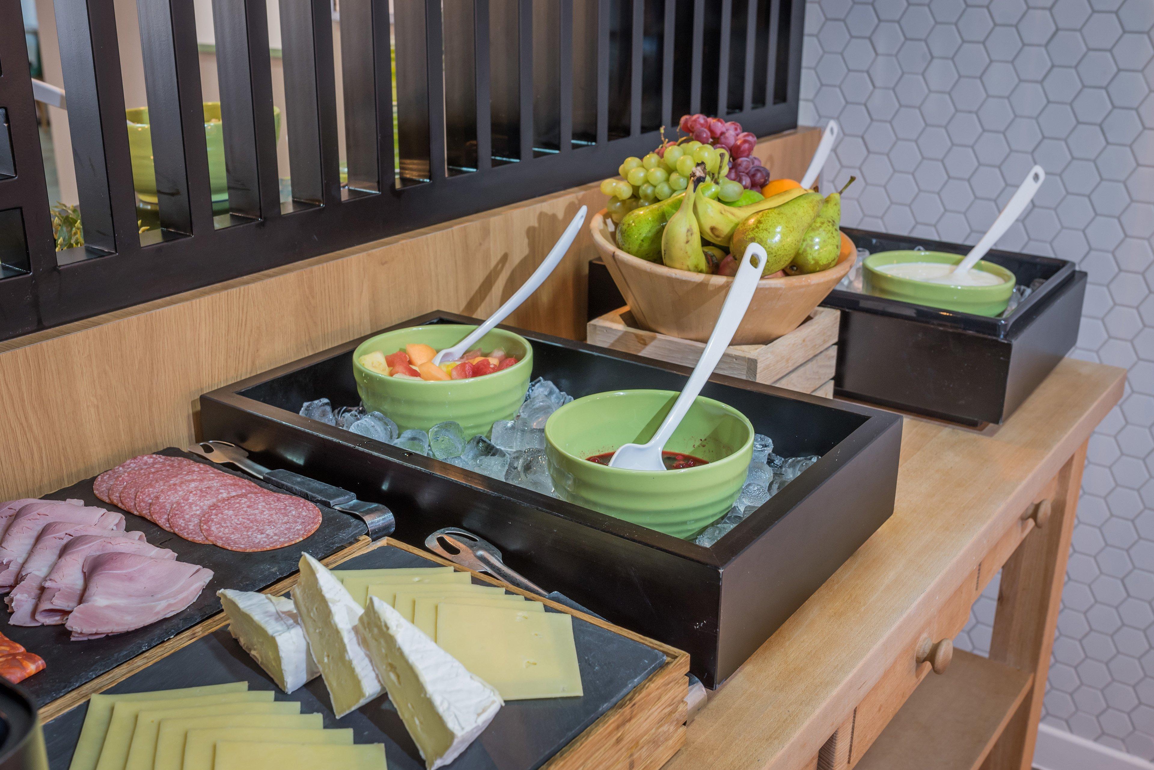 Holiday Inn Manchester West By Ihg Salford  Exteriör bild