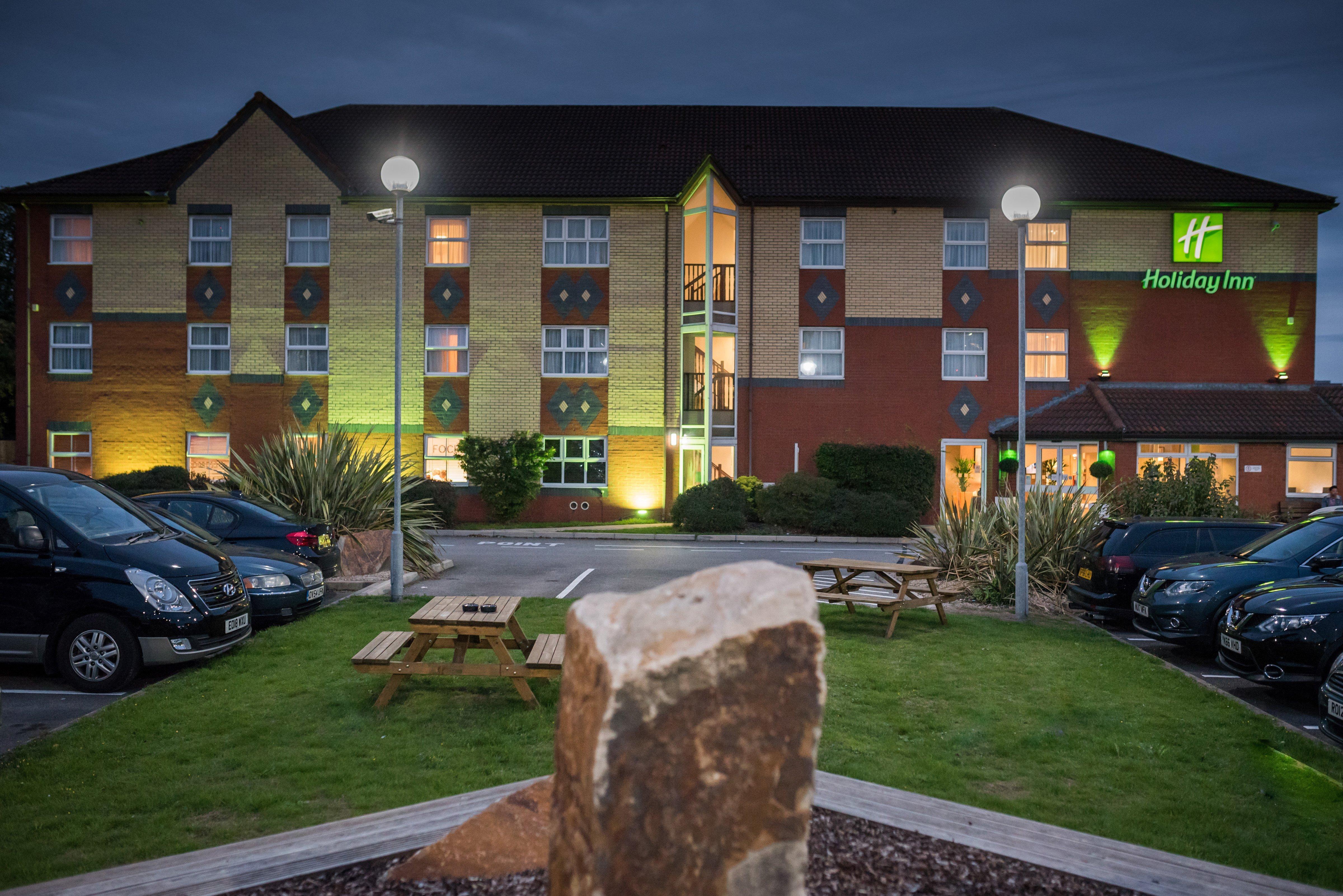 Holiday Inn Manchester West By Ihg Salford  Exteriör bild